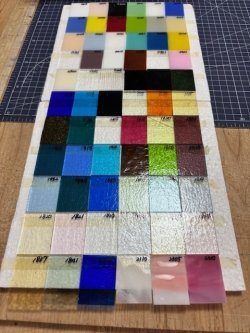 画像1: ブルズアイガラスサンプルセット66色